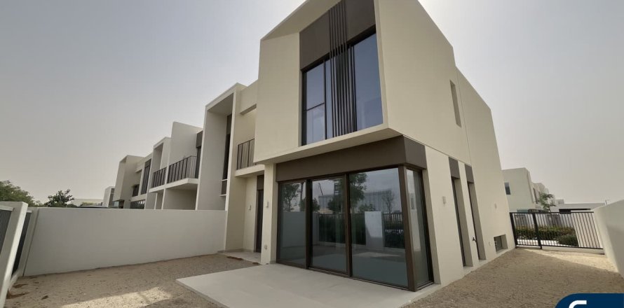 Townhouse in The Valley, Dubai, UAE 4 bedrooms, 257 sq.m. № 668070