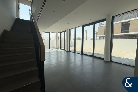 Villa para arrendamento em Arabian Ranches 3, Dubai, EAU 4 quartos, 303 m2 № 668068 - foto 3