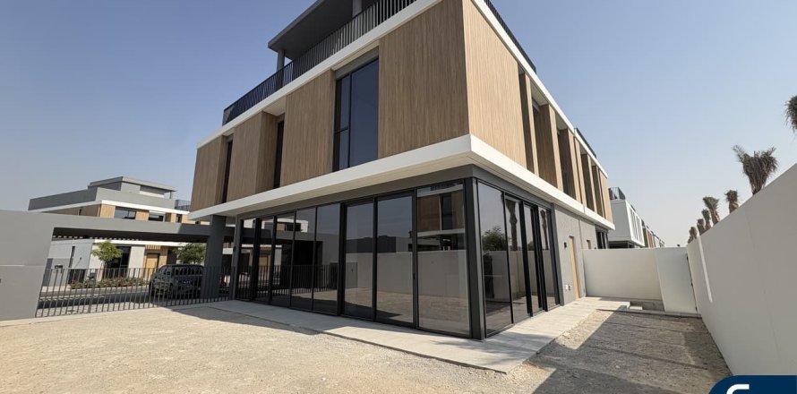 Villa em Arabian Ranches 3, Dubai, EAU 4 quartos, 303 m2 № 668068