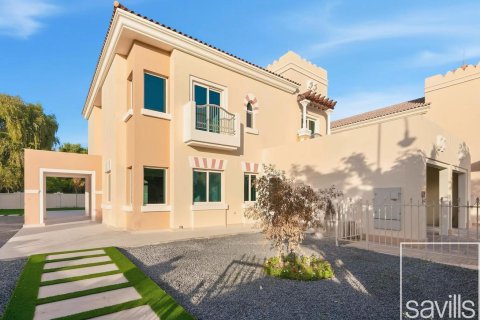Vila di Dubai Sports City, Dubai, UAE 6 bilik tidur, 1057.33 meter persegi № 747840 - foto 15
