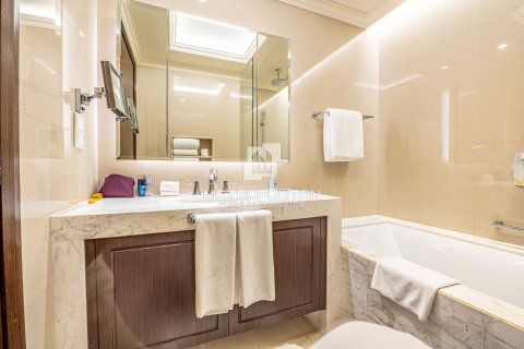 Lakás itt: Downtown Dubai (Downtown Burj Dubai), Dubai, EAE, 1 hálószoba, 100 m², azonosító: 663791 - fénykép 11