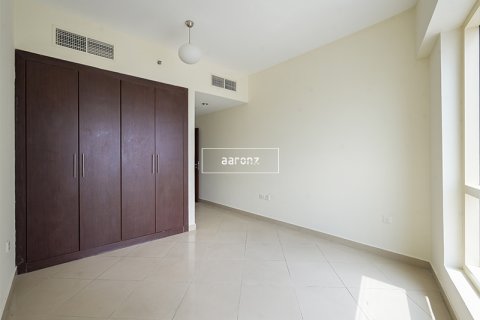 Apartment in Jumeirah Lake Towers, Dubai, UAE 2 bedrooms, 123.3 sq.m. № 633460 - photo 8