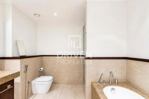 Apartman u Downtown Dubai (Downtown Burj Dubai), Dubai, UAE 2 spavaćih soba, 144.93 m2 Br. 761738 - fotografija 24