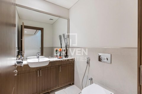 Villa in Jumeirah, Dubai, UAE 3 bedrooms, 263 sq.m. № 654069 - photo 15