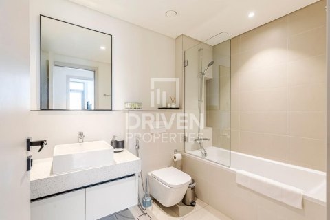 Dubai Harbour, Dubai, UAE의 판매용 아파트 침실 2개, 107제곱미터 번호 654073 - 사진 14