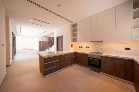 Vila u gradu Ghantoot, Abu Dhabi, UAE 4 spavaće sobe, 500 m2 Br. 662851 - Slika 3