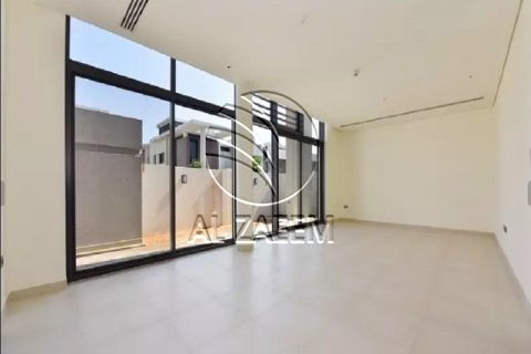 Villa zum Verkauf in Yas Island, Abu Dhabi, VAE 4 Schlafzimmer, 599 m2 Nr. 662855 - Foto 12
