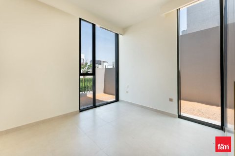 Villa in Dubai, UAE 4 bedrooms, 383.5 sq.m. № 712778 - photo 18