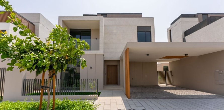 Villa in Dubai, UAE 4 bedrooms, 383.5 sq.m. № 712778