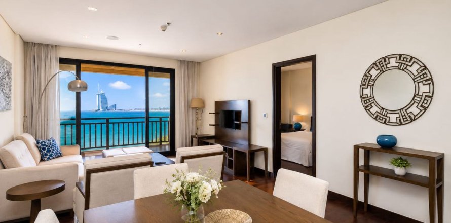 Apartament în Palm Jumeirah, Dubai, EAU 1 dormitor, 107.6 mp.  №712776