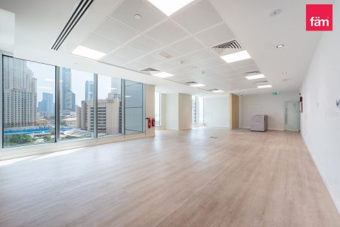 Dubai Marina、Dubai、UAEにあるオフィス 125.3 m2 No719600