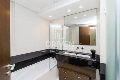 Apartment in Downtown Dubai (Downtown Burj Dubai), Dubai, UAE 2 bedrooms, 120.5 sq.m. № 767227 - photo 12