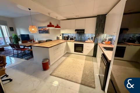 Apartemen di Motor City, Dubai, UEA 1 kamar tidur, 97 m2 nomor 668059 - foto 1