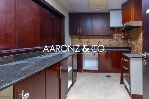 Lägenhet uthyres i Jumeirah Lake Towers, Dubai, UAE 2 sovrum, 164.7 kvm Nr. 670510 - fotografi 12