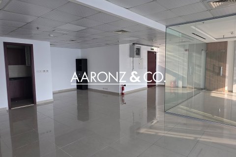 Γραφείο σε Jumeirah Lake Towers, Dubai, ΗΑΕ 107 τ.μ. Αρ. 670507 - φωτογραφία 1