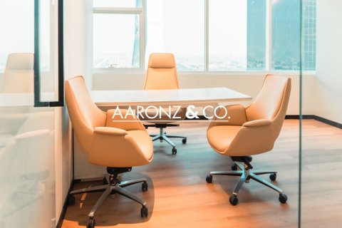 משרד להשכרה ב Jumeirah Lake Towers, Dubai, איחוד האמירויות  368 מ"ר, מספר 670511 - תמונה 14