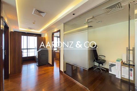 Jumeirah Lake Towers, Dubai, संयुक्त अरब अमीरात में कार्यालय, 125.5 वर्ग मीटर, संख्या 670508 - फ़ोटो 10