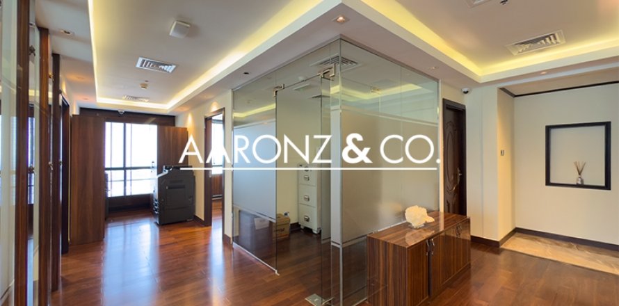 Jumeirah Lake Towers, Dubai, संयुक्त अरब अमीरात में कार्यालय, 125.5 वर्ग मीटर, संख्या 670508