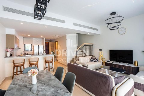 Зняти в оренду таунхаус в Damac Lagoons, Дубай, ОАЕ 5 спалень, 144м2, № 655088 - фото 5