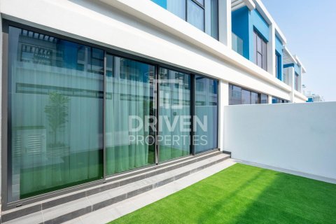 Зняти в оренду таунхаус в Damac Lagoons, Дубай, ОАЕ 5 спалень, 144м2, № 655088 - фото 20