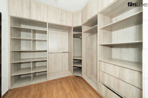 Huvila Umm Al Sheif, Dubai, Arabiemiraatit 7 makuuhuonetta, 1393.5 m2 № 699691 - kuva 6