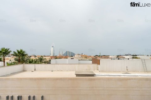 Huvila Umm Al Sheif, Dubai, Arabiemiraatit 7 makuuhuonetta, 1393.5 m2 № 699691 - kuva 15