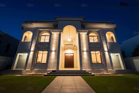 Vila u Umm Al Sheif, Dubai, UAE 1393.5 m2, 7 spavaćih soba Br. 699691