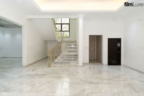 Huvila Umm Al Sheif, Dubai, Arabiemiraatit 7 makuuhuonetta, 1393.5 m2 № 699691 - kuva 4