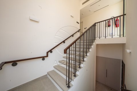 Vilë në Ghantoot, Abu Dhabi, Emiratet e Bashkuara Arabe 2 dhoma gjumi, 311 m2. № 662904 - Foto 6