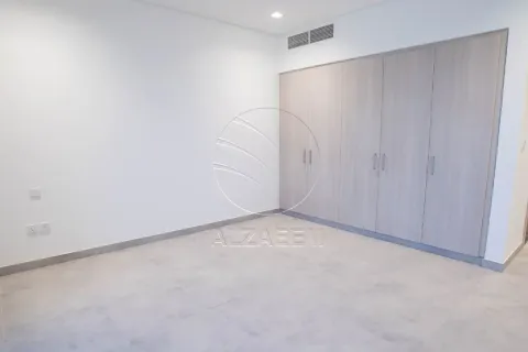 וילה להשכרה ב Saadiyat Island, Abu Dhabi, איחוד האמירויות 4 חדרי שינה, 629 מ"ר, מספר 662903 - תמונה 12