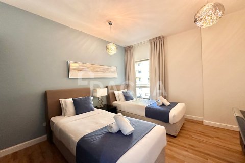 Huoneisto Jumeirah Beach Residence, Dubai, Arabiemiraatit 2 makuuhuonetta, 128 m2 № 706810 - kuva 10