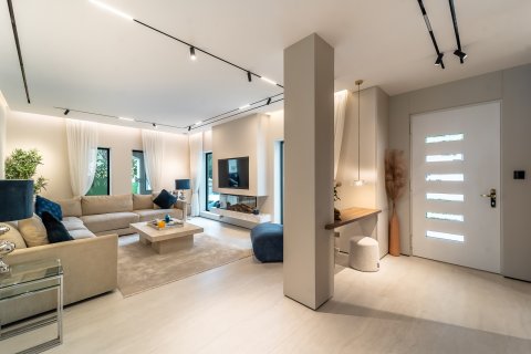 Villa til salg i Dubai, UAE 5 soveværelser, 604 kvm № 705400 - foto 2