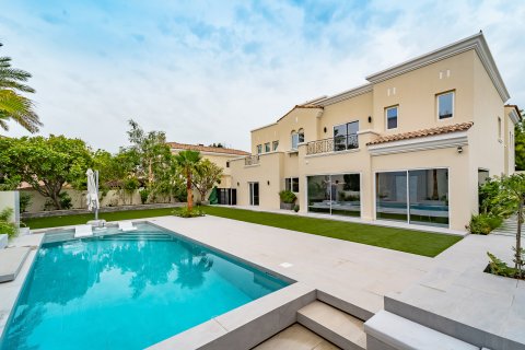 Vila u Dubai, UAE 5 spavaćih soba, 604 m2 Br. 705400 - fotografija 25