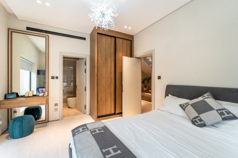 Villa til salg i Dubai, UAE 5 soveværelser, 604 kvm № 705400 - foto 4