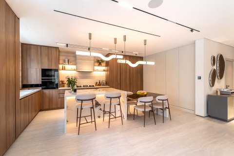 Villa til salg i Dubai, UAE 5 soveværelser, 604 kvm № 705400 - foto 16