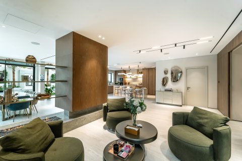 Villa til salg i Dubai, UAE 5 soveværelser, 604 kvm № 705400 - foto 11