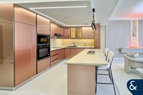 Lägenhet till försäljning i Dubai Marina, Dubai, UAE 2 sovrum, 165 kvm Nr. 671003 - fotografi 3