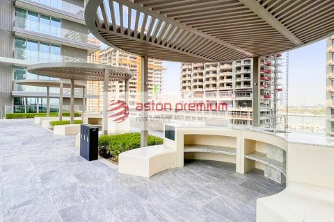 Apartmen di Dubai Harbour, Dubai, UAE 2 bilik tidur, 123 meter persegi № 699482 - foto 12
