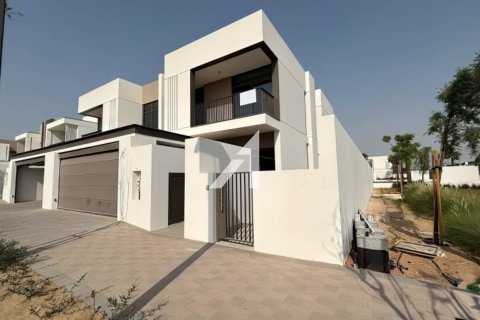 Üürile anda villa asukohaga Al Furjan, Dubai, AÜE: 4 magamistoaga, 360 m² Nr 699479 - pilt 19