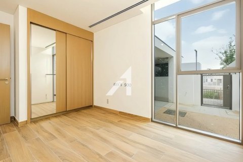 Üürile anda villa asukohaga Al Furjan, Dubai, AÜE: 4 magamistoaga, 360 m² Nr 699479 - pilt 8