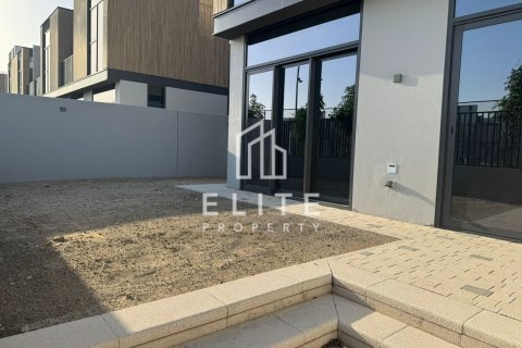 Willa do wynajęcia w Mudon, Dubai, ZEA 4 sypialnie, 276 mkw., nr 754734 - zdjęcie 3