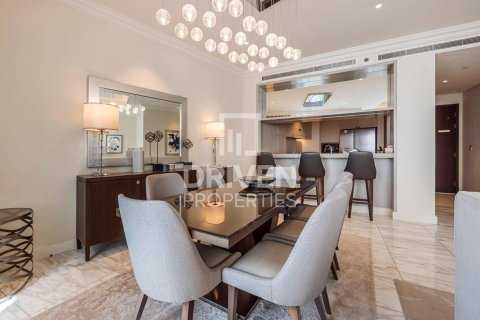 Downtown Dubai (Downtown Burj Dubai), Dubai, UAE의 임대용 아파트 침실 3개, 214.05제곱미터 번호 746564 - 사진 3