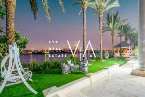 Vila v Palm Jumeirah, Dubai, SAE 6 ložnice, 1245.14 m² Č.: 637659 - fotografie 4