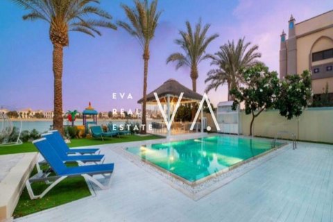 Vila v Palm Jumeirah, Dubai, SAE 6 ložnice, 1245.14 m² Č.: 637659 - fotografie 8
