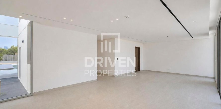 Vila v Jumeirah Park, Dubai, SAE 5 spální, 671.41 m2 č. 765597