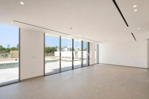 Vila v Jumeirah Park, Dubai, SAE 5 spální, 671.41 m2 č. 765597 - Fotografia 3