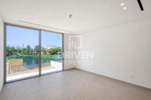 Vila v Jumeirah Park, Dubai, SAE 5 spální, 671.41 m2 č. 765597 - Fotografia 9