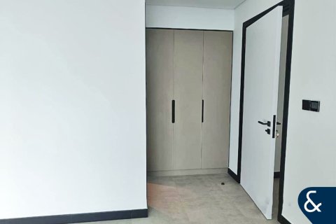 Снять в аренду квартиру в Бизнес-Бэй, Дубай, ОАЭ 2 спальни, 113м2, № 668400 - фото 12