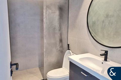 Снять в аренду квартиру в Бизнес-Бэй, Дубай, ОАЭ 2 спальни, 113м2, № 668400 - фото 8