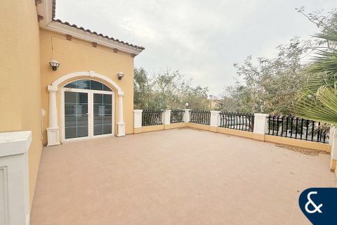 Villa in Jumeirah Park, Dubai, UAE 5 bedrooms, 452 sq.m. № 668405 - photo 12